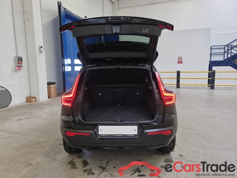 VOLVO XC40 / 2017 / 5P / SUV T4 PLUG-IN HYBRID AUTO RECHARGE R-DESIGN #5