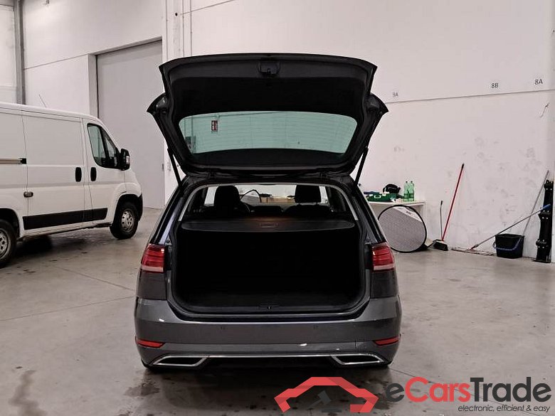 VOLKSWAGEN GOLF VARIANT / 2017 / 5P / STATION WAGON 1.6 TDI EXECUTIVE BMT #5
