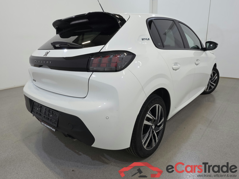 Peugeot 208 1.2 PureTech Style Aut. LED Navi Klima PDC ... #4