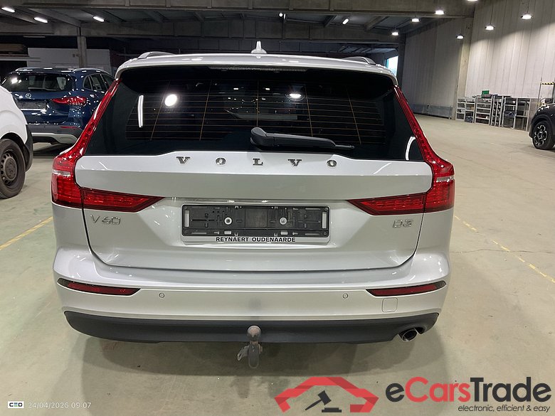 VOLVO V60 2.0 D3 GEARTRONIC MOMENTUM CORE #5