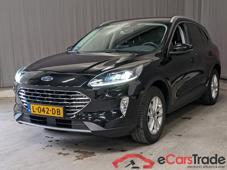 FORD Kuga 1.5 EcoB. Titanium