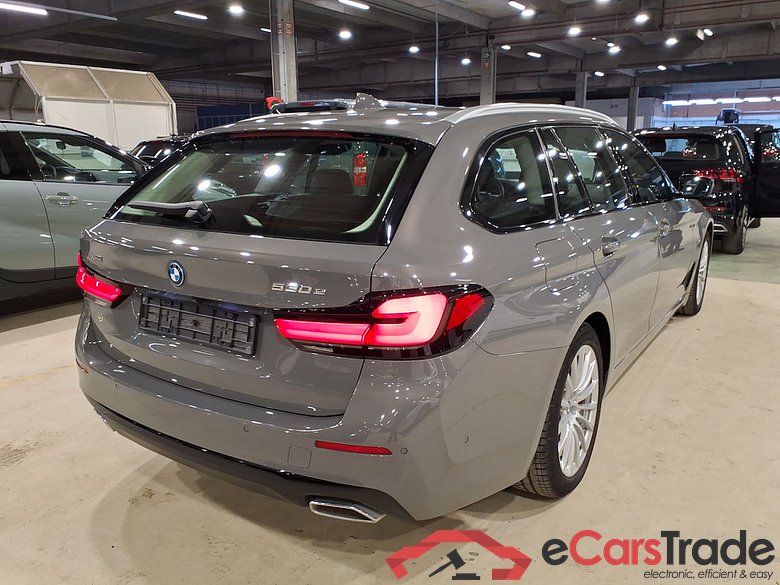 BMW 5-serie 2.0 530E 170KW XDRIVE AUTO TOURING #4