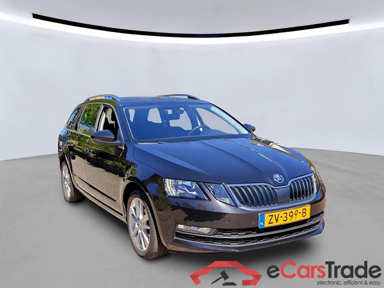 SKODA Octavia Combi 110 kW #4