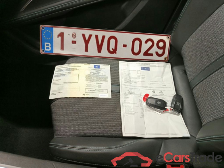 Peugeot 5008 1.5 BlueHDi 96kW S&S EAT8 Allure Pack 5d #4