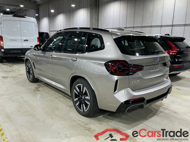 BMW IX3 80KWH AUTO #3