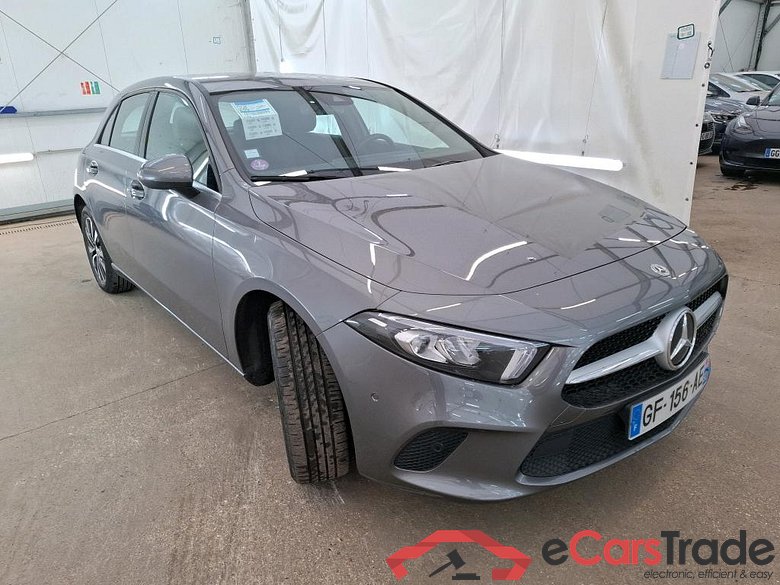MERCEDES-BENZ Classe A Compact / 2018 / 5P / Berline A 250 e Business Line 8G-DCT #4