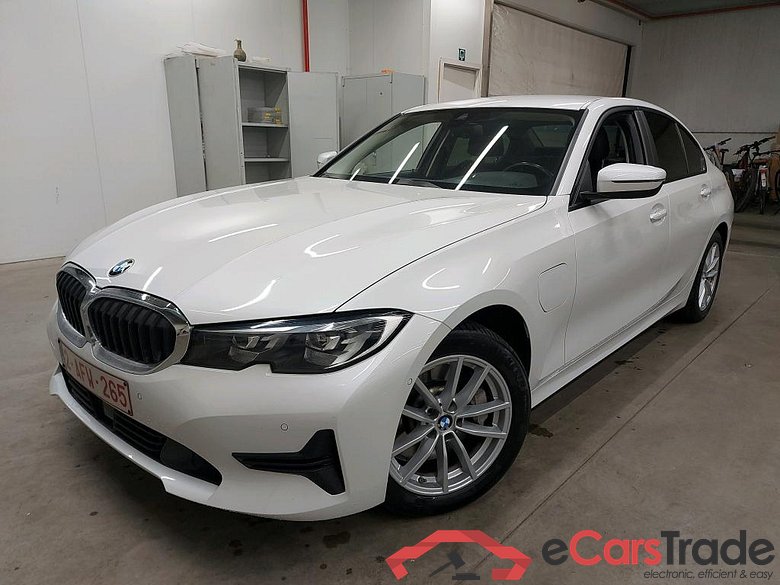 BMW - BMW 3 BERLINE 330e 292PK Business Edition With Vernasca Heated Sport Seats & Active Cruise Control & Comfort Entry & Harman Kardon    * HYBRID * #1