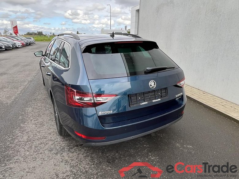 SKODA Superb Combi Superb Wagon Corporate Edition GreenLine 1,6 TDI 88 kW 6-speed mech. GreenLine #4