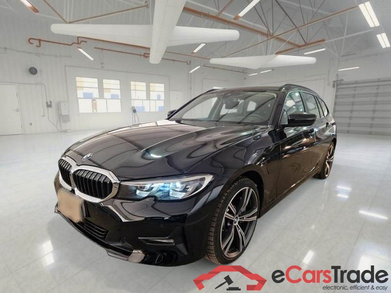 BMW SERIE 3 / 2018 / 5P / STATION WAGON 330E XDRIVE BUSINESS ADVAN. TOURING AUTO