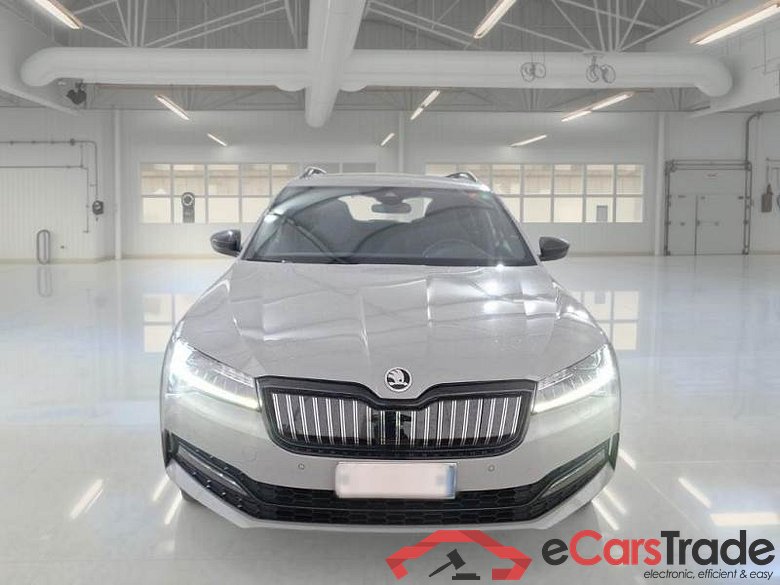 SKODA SUPERB WAGON / 2019 / 5P / STATION WAGON 1.4 TSI PLUG-IN HYBRYD SPORTLINE DSG #6