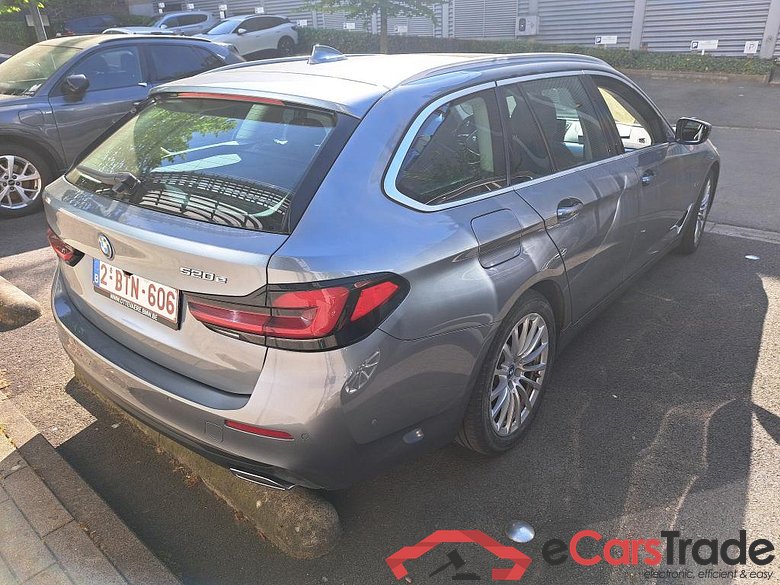 BMW 5 SERIES TOURING 2.0 520E TOURING AUTO #4