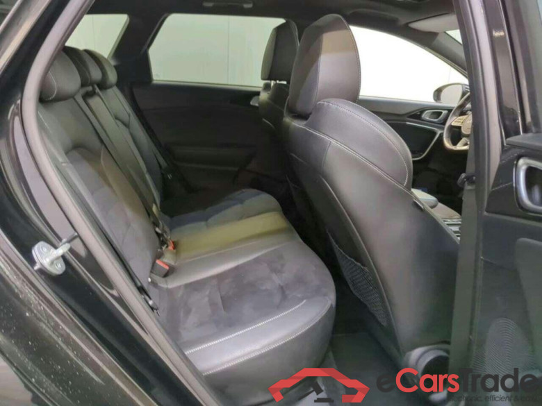 KIA ceed sportswagon 1.5 T-GDi GT-Line #4