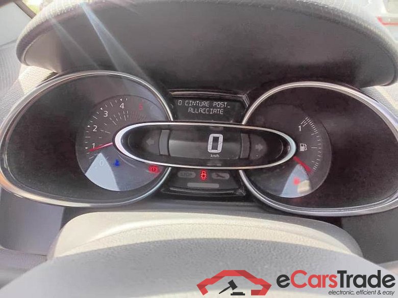 RENAULT CLIO SPORTER / 2016 / 5P / STATION WAGON 1.5 DCI 75CV LIFE (AUTOCARRO) #4