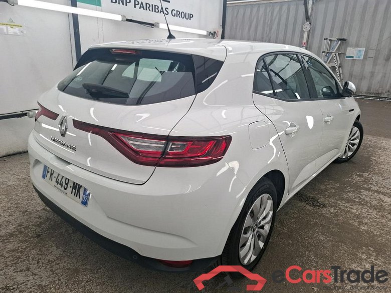 Megane IV Berline 5pt. Société Air Nav 1.5 dCi 90CV BVM6 E6 #3