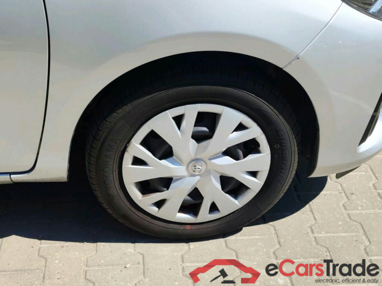 TOYOTA Yaris 54 kW #6
