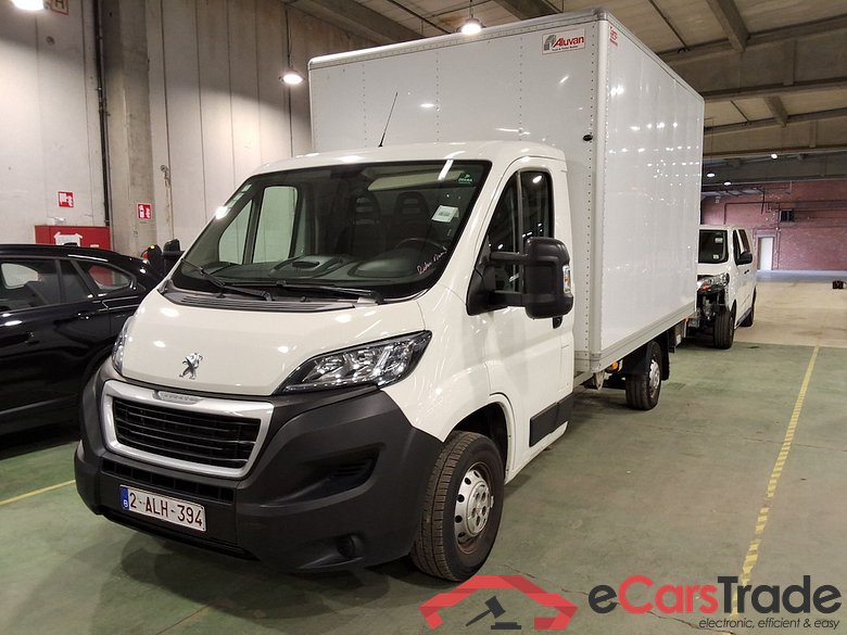 PEUGEOT Boxer 2.2 BLUEHDI S-S 140 PRO 335 L2S LIFT