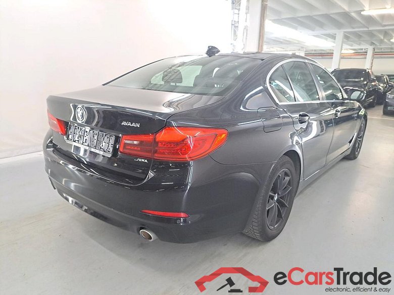 BMW 5 DIESEL - 2017 520 dA MHD AdBlue #4