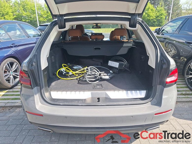 BMW 5 SERIES TOURING 2.0 520E TOURING AUTO #6