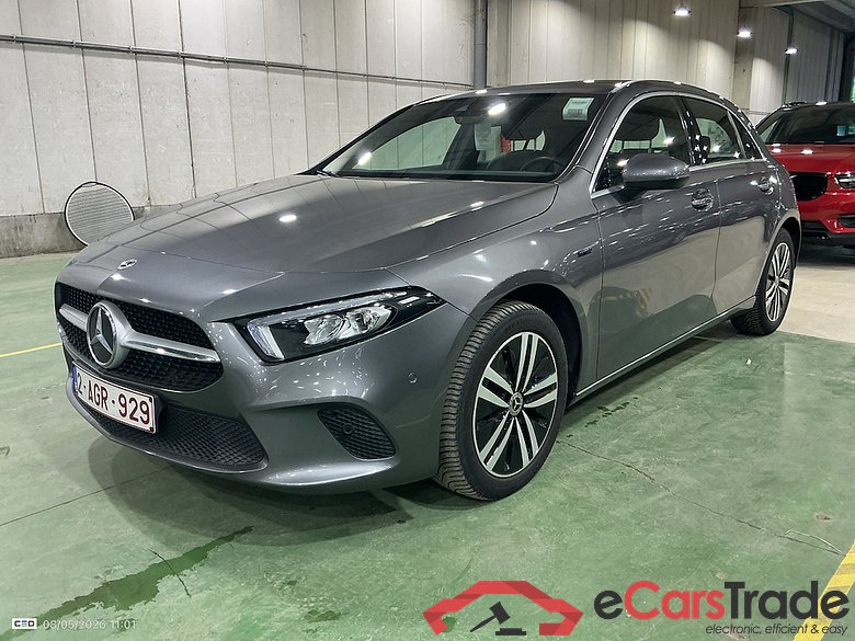 MERCEDES-BENZ A-Klasse 1.3 A 250 E DCT BUSINESS SOLUTION #1