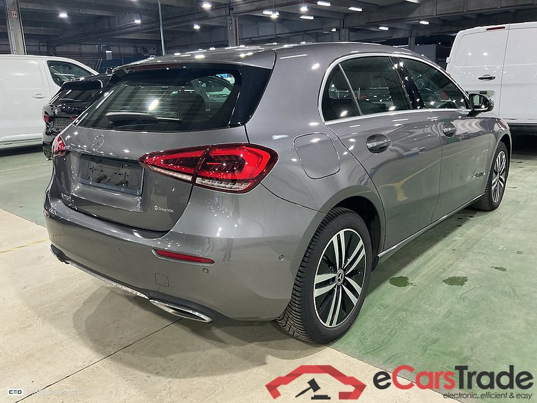 MERCEDES-BENZ A-Klasse 1.3 A 250 E DCT BUSINESS SOLUTION #4