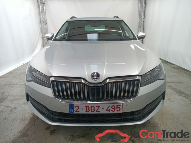 Skoda Superb Combi 1.5 TSI ACT 110kW Clever 5d #5