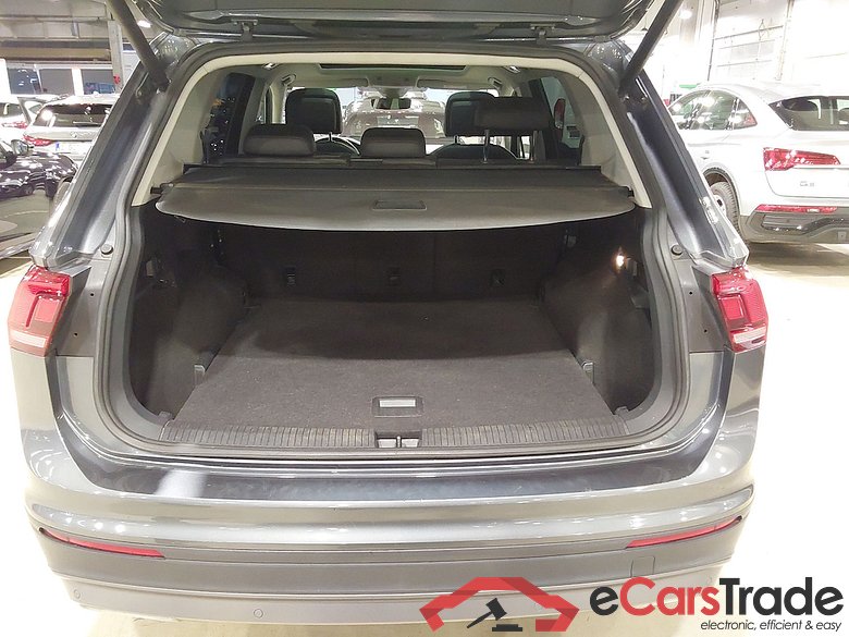 VOLKSWAGEN Tiguan 1.5 TSI COMFORTLINE DSG #3