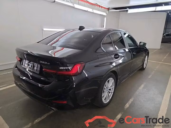 BMW 3 Reeks Berline 3 Reeks Berline 320e (150 kW) (PHEV) 150kW/204pk  4D/P Auto-8 #4
