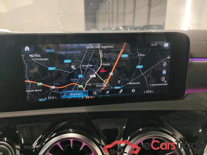 Mercedes CLA 200d SB Aut. Pano LED-Xenon Widescreen Ambient Navi Sport-Leather KeylessGo Camera Klima PDC ... #6