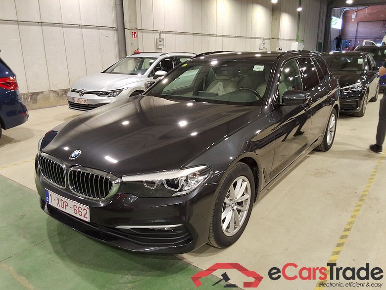 BMW 5 TOURING DIESEL - 2017 520 dA (EU6d-TEMP)