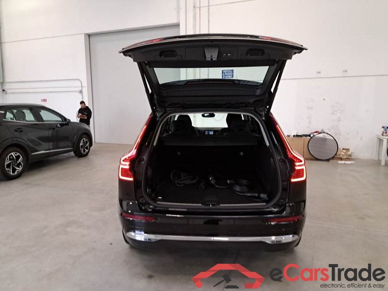 VOLVO XC60 / 2021 / 5P / SUV T6 PLUG-IN AWD AUTO CORE #5