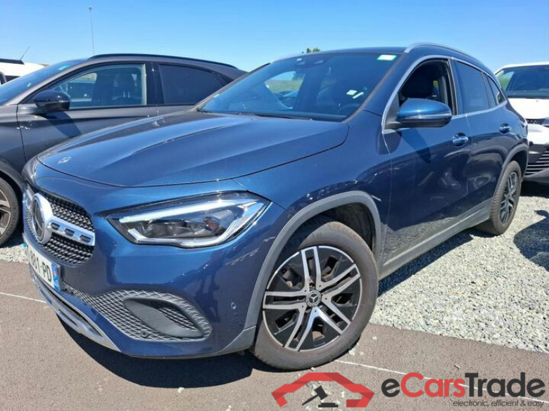 Mercedes GLA 200d Aut. Pano LED-MultiBeam Widescreen Burmester Ambient Navi 1/2 Sport-Leather KeylessGo Camera Klima PDC ... #1