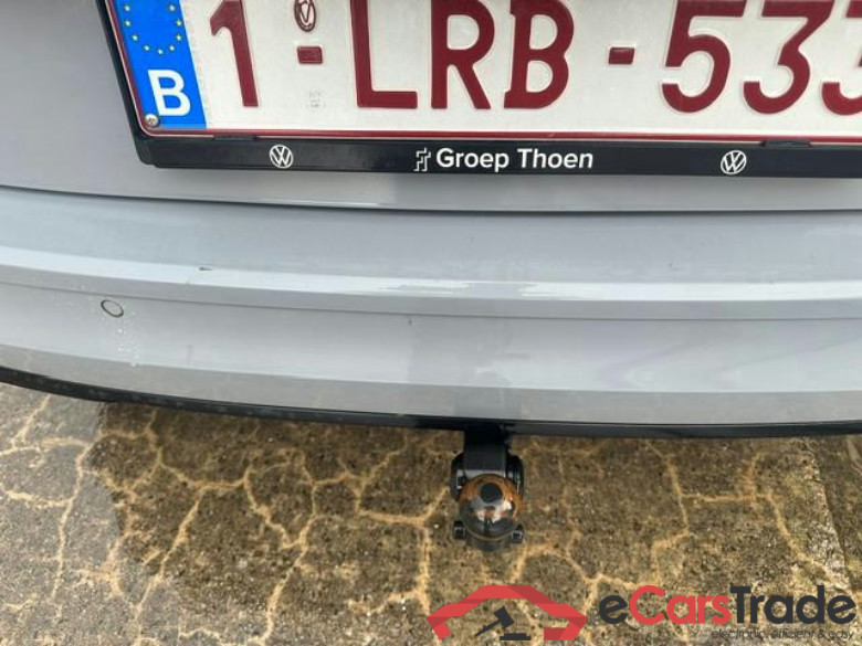 VOLKSWAGEN Golf VIII SW Golf Variant R-Line Business Premium 1.5 eTSI  110 kW (150 pk) 7 versnellingen DSG #3