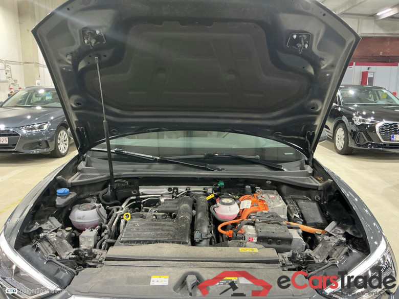 AUDI Q3 Sportback 1.4 45 TFSI E S TRONIC #6