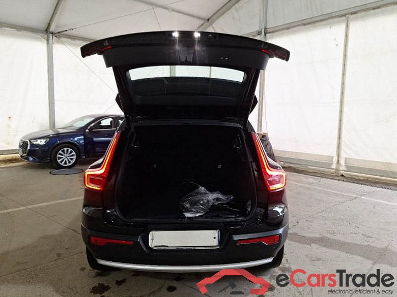 VOLVO XC40 / 2021 / 5P / SUV T4 RECHARGE PLUG-IN AUTO CORE #5