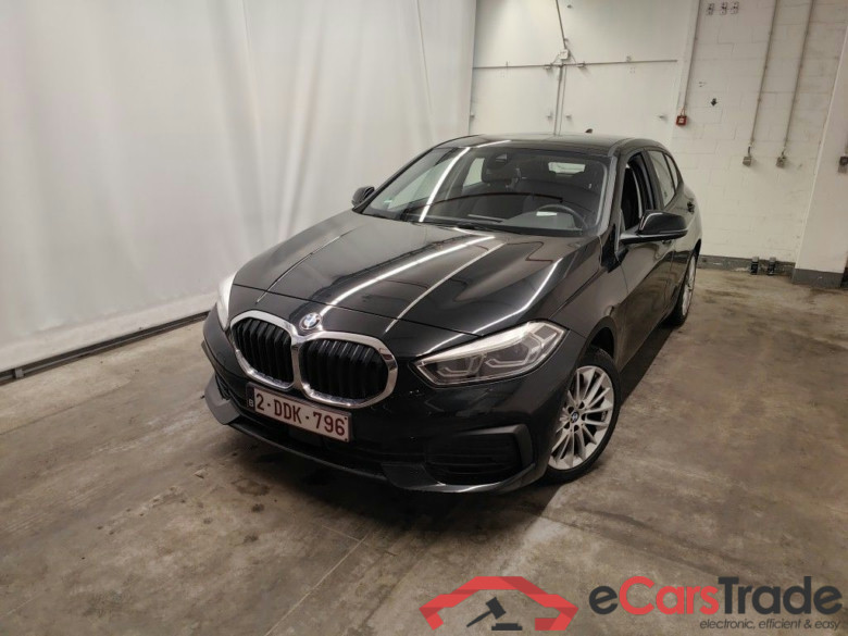 BMW 1 Reeks Hatch 118iA (100 kW) 5d #1