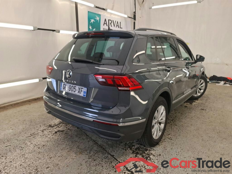 VOLKSWAGEN Tiguan / 2020 / 5P / SUV 2.0 TDI 150 DSG7 Life Business #3