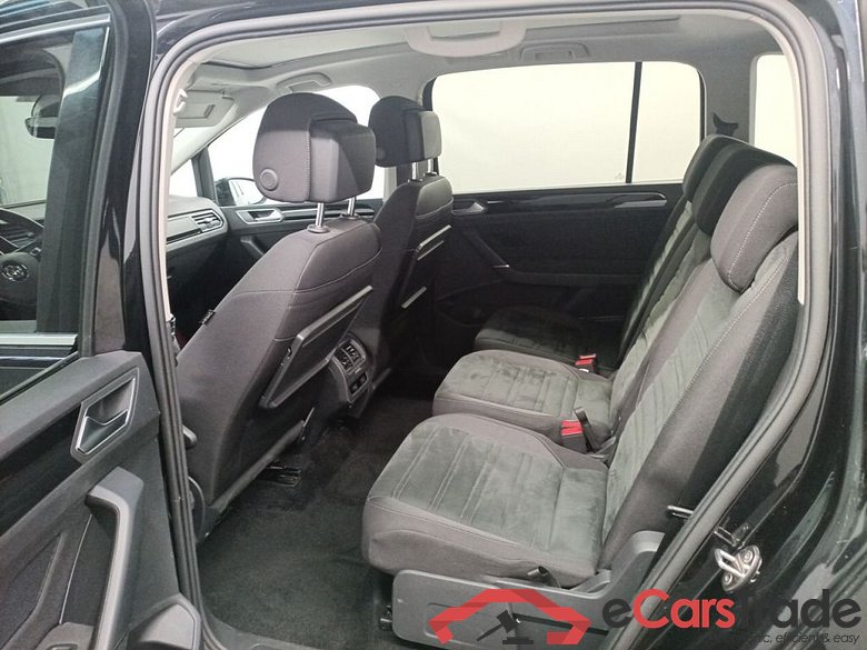 Volkswagen Touran 1.6 TDi Highline 5d #3