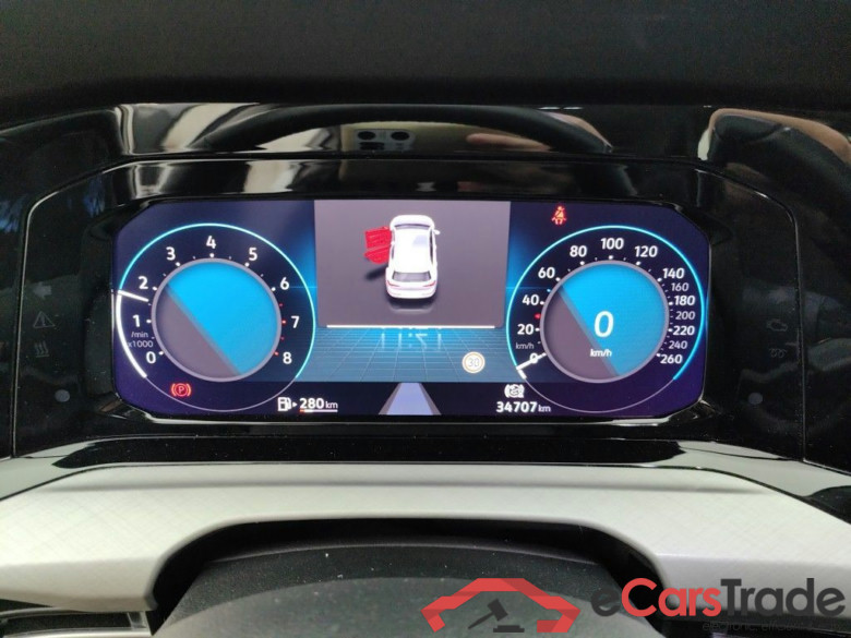 Volkswagen Golf VIII 1.0 TSI 81kW Life Business 5d #6