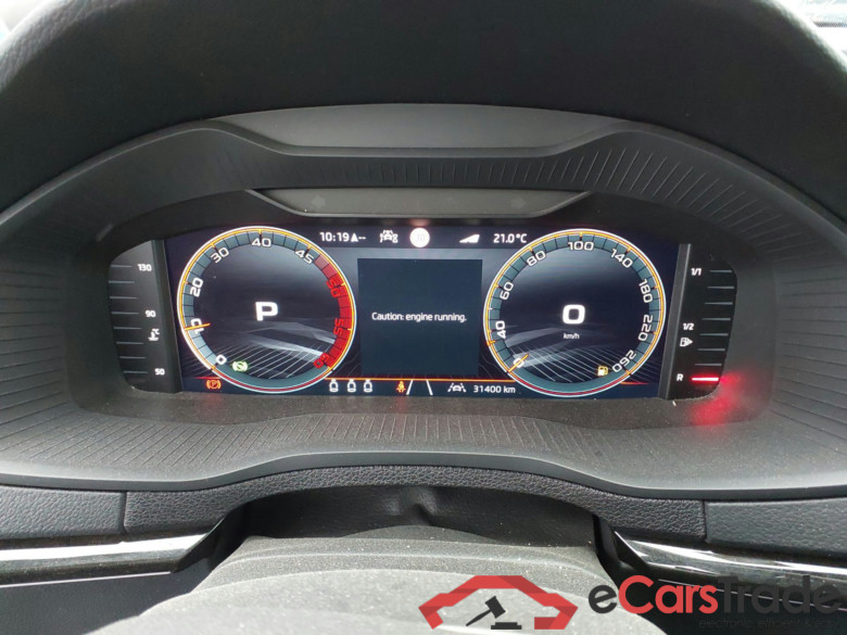 SKODA Karoq 2.0 TDI 110kW 150cv DSG AutomÃ¡tico Sportline #4
