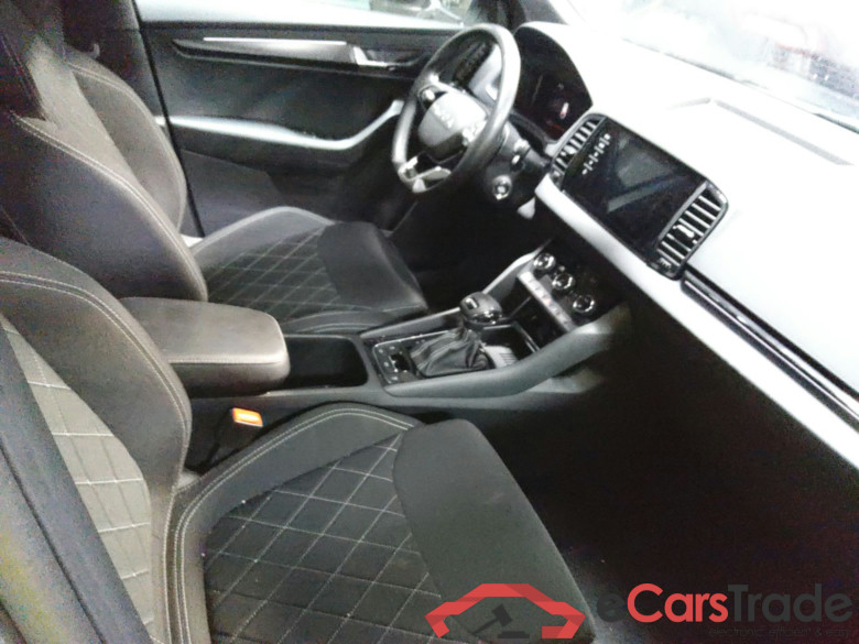 SKODA Karoq 2.0 TDI 110kW 150cv DSG AutomÃ¡tico Sportline #3