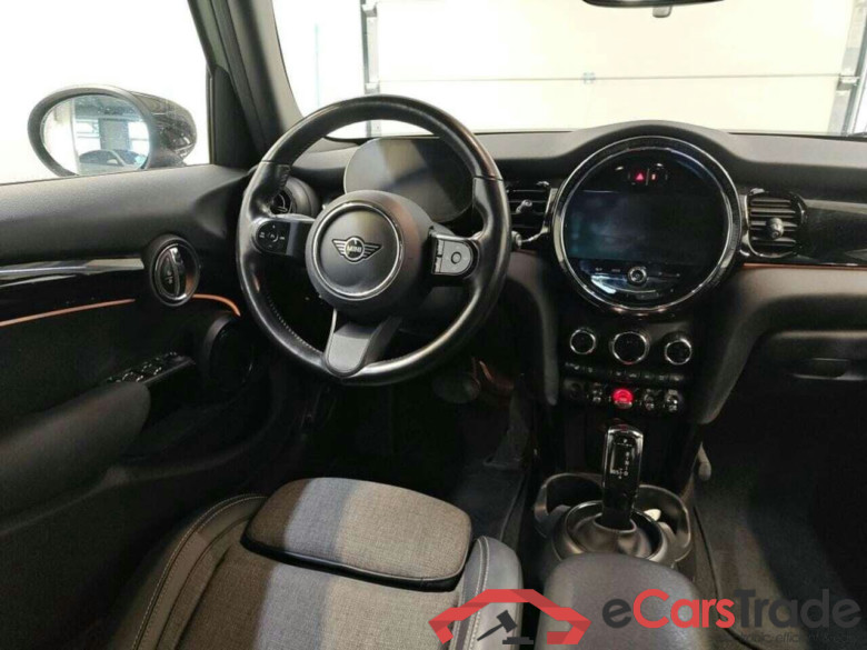 Mini 5-deurs 1.5 Cooper Camden #3