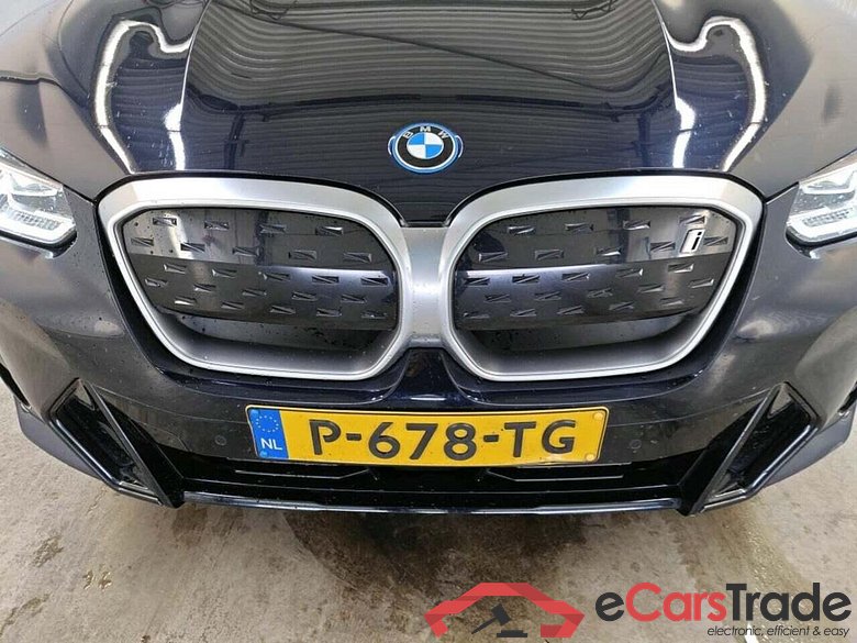 BMW iX3 Executive #4