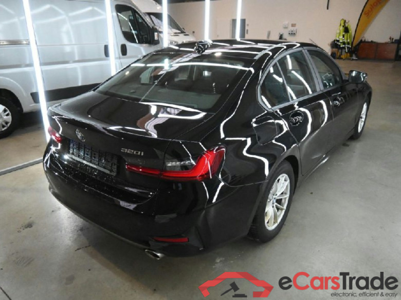 Baureihe 3 Lim. 320 i Advantage 2.0 135KW AT8 E6d #2