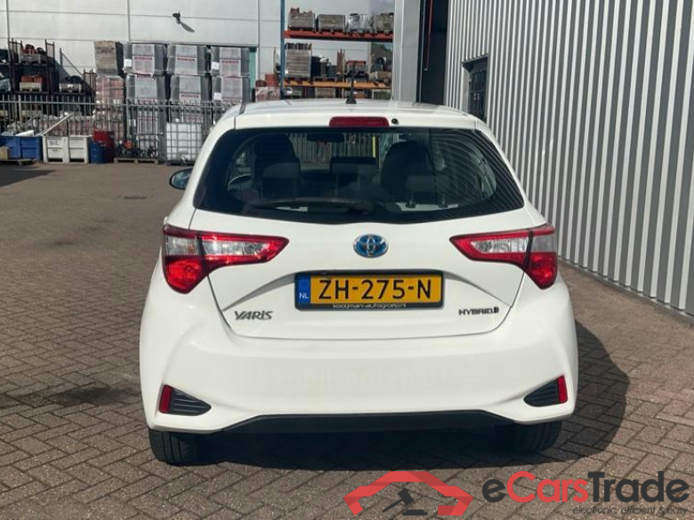 TOYOTA YARIS 1.5vvti hybrid active 74kW cvt aut #4