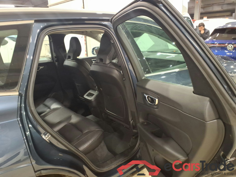 VOLVO XC60 2.0 D3 MOMENTUM PRO #5