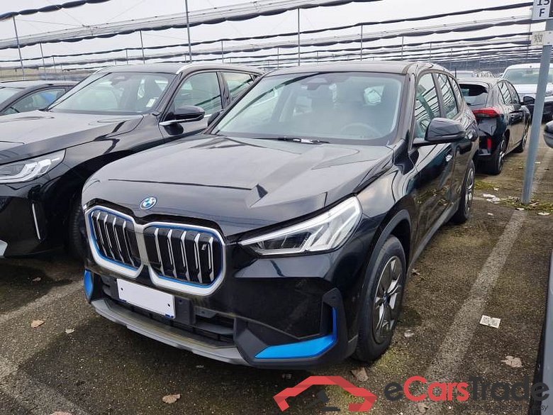 BMW IX1 / 2022 / 5P / SUV 30 XDRIVE