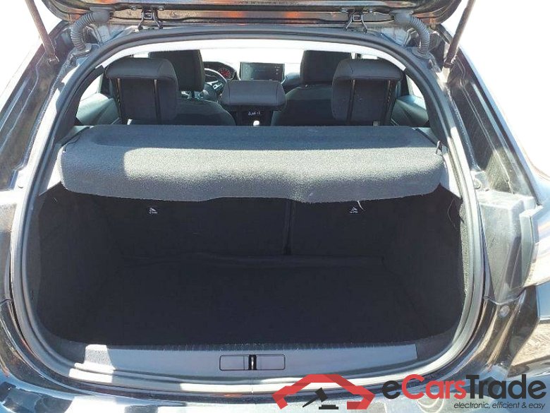 Peugeot 208 Active PureTech 75 S&S (BVM5) #2
