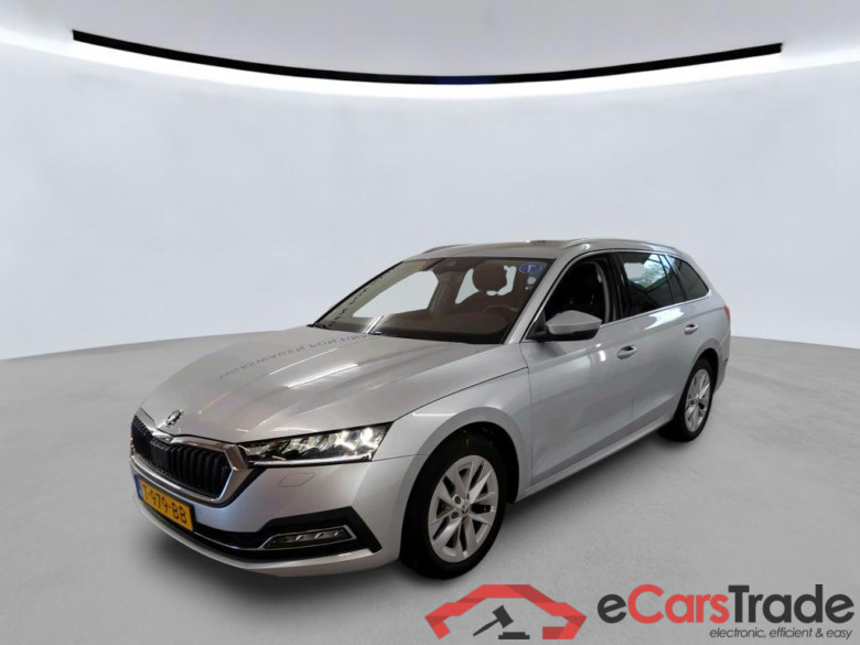 SKODA Octavia Combi 81 kW #1