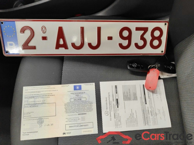Mercedes-Benz A-Klasse Limousine A 180d DCT Business Solution 4d #4