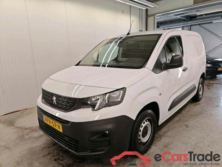 PEUGEOT Partner 1.2 PT. Premium #1